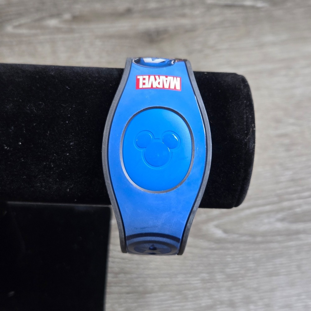 Disney Parks MagicBand Magic Band  Marvel: Captain America - Blue Dad Gift - Picture 4 of 4